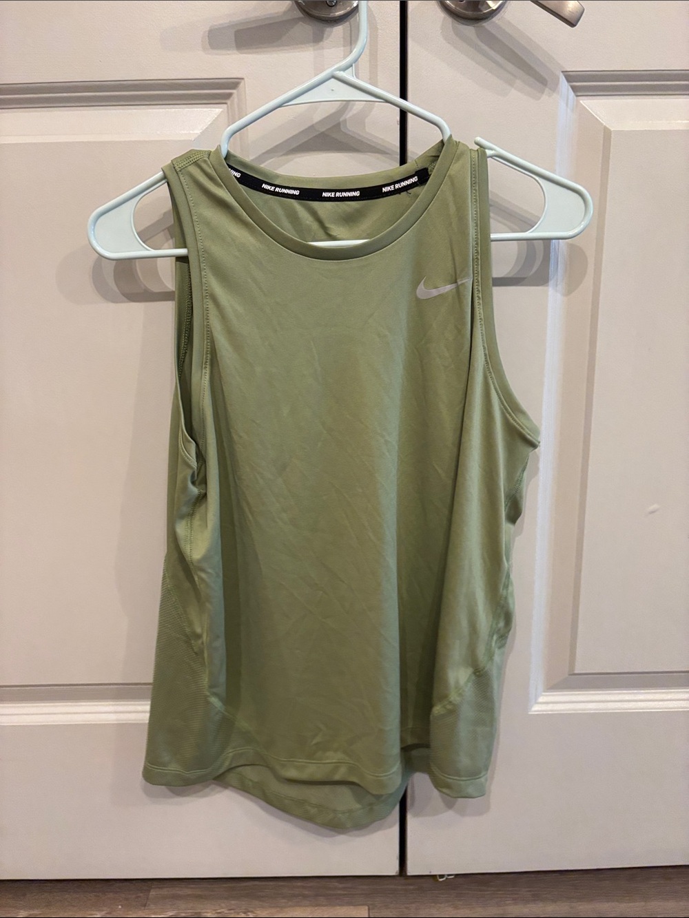 Nike Women’s Light Olive Performance Tank Top